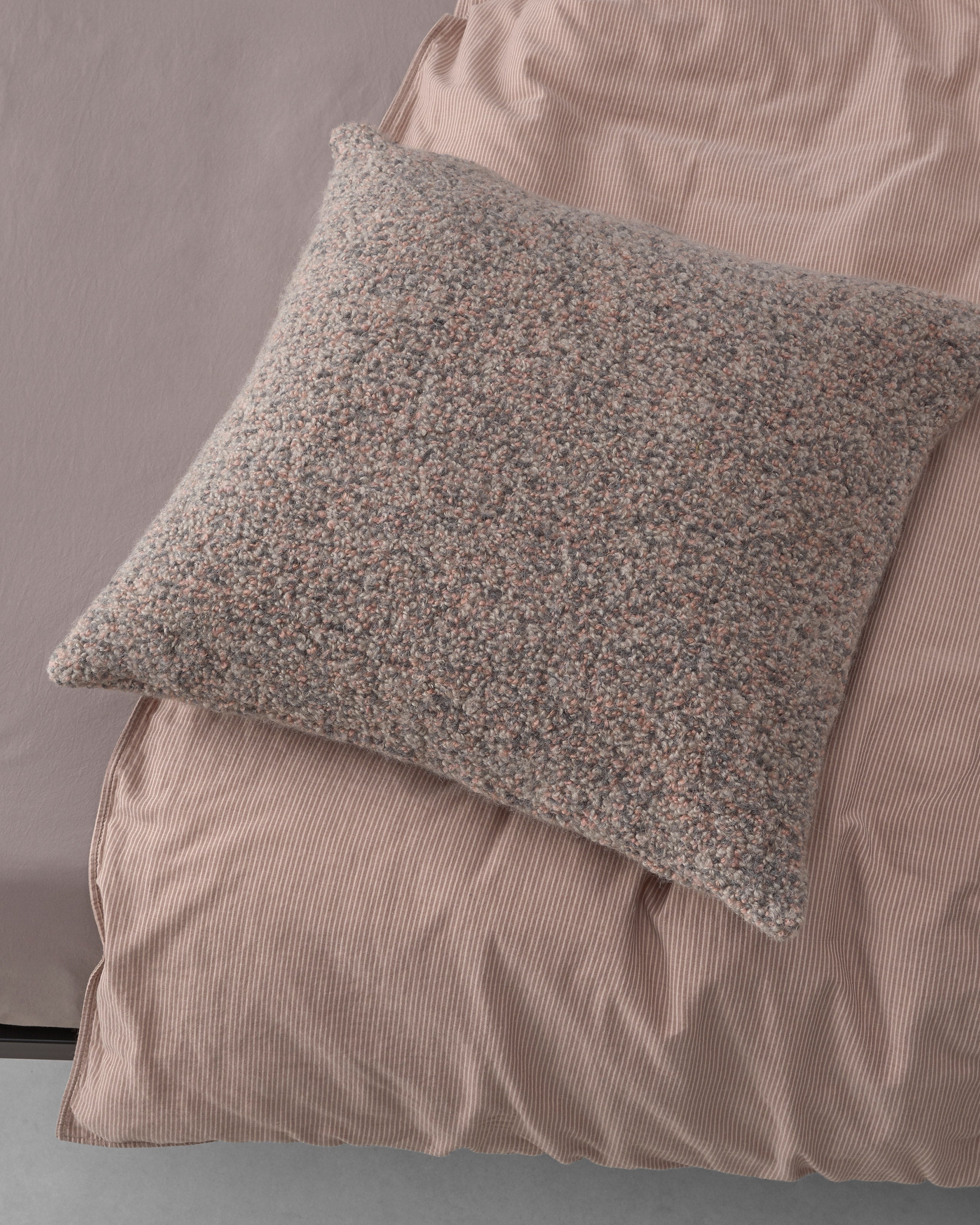 セール商品が満載 Cushion Multi | Limonta Society クッション・座布団
